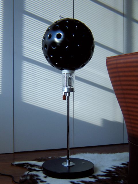 Lampshade robot during the day.
